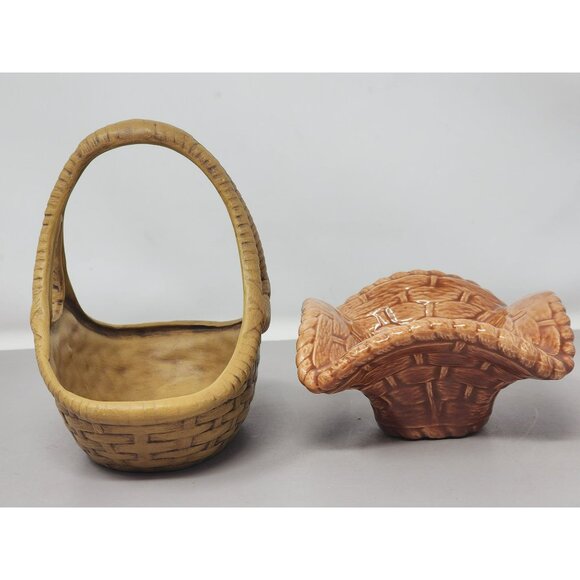 Vintage Ceramic Basket Set With Handle & Woven Design One Is Signed - Picture 3 of 11